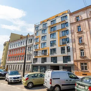 Appartement One Bedroom Penthouse # 82 In The Brand New Building Close To The Center With Free Parking, Prague