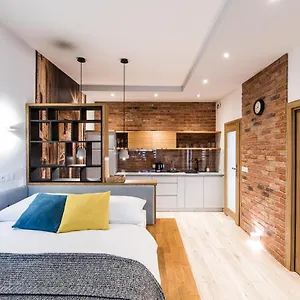 https://native-apartments-starowislna-54.krakowhotelspoland.com